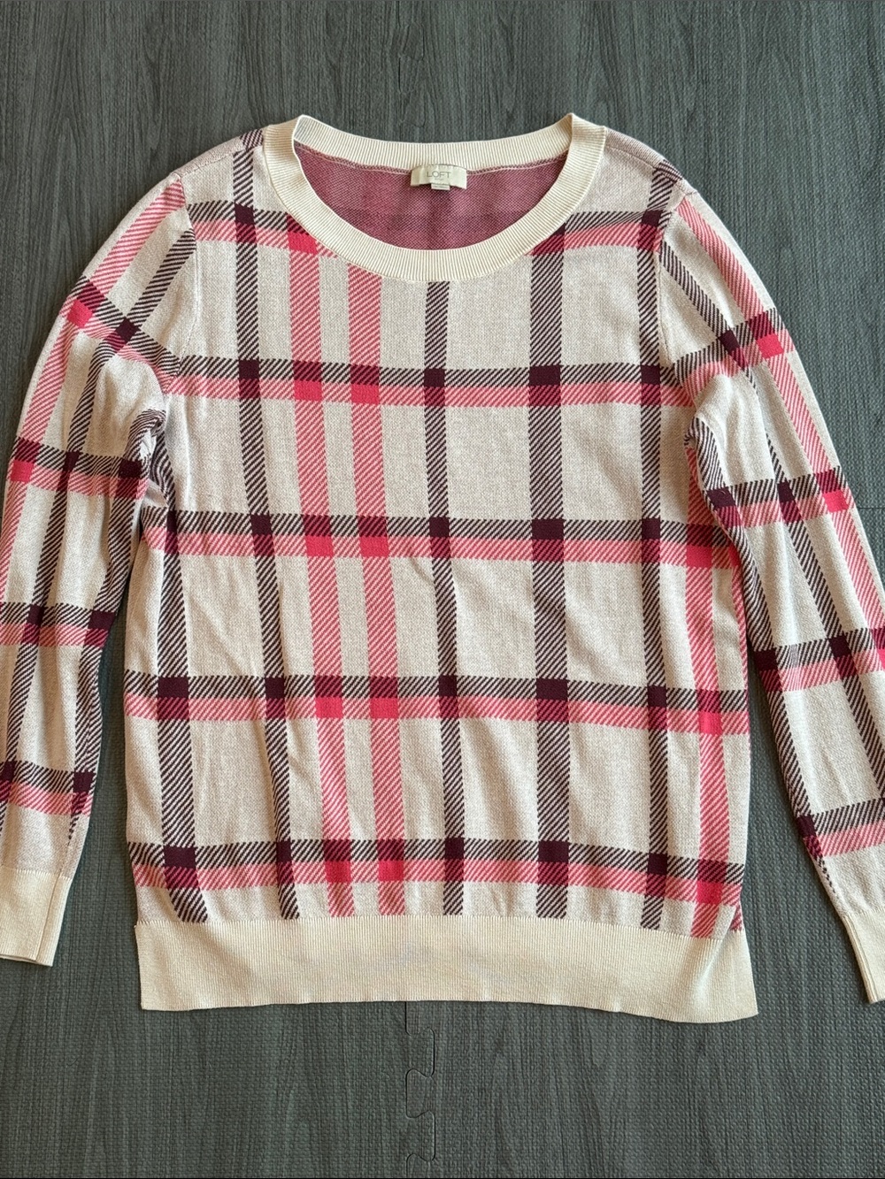 LOFT Cream Sweater with Pink and Burgundy Plaid - Women’s Size XL